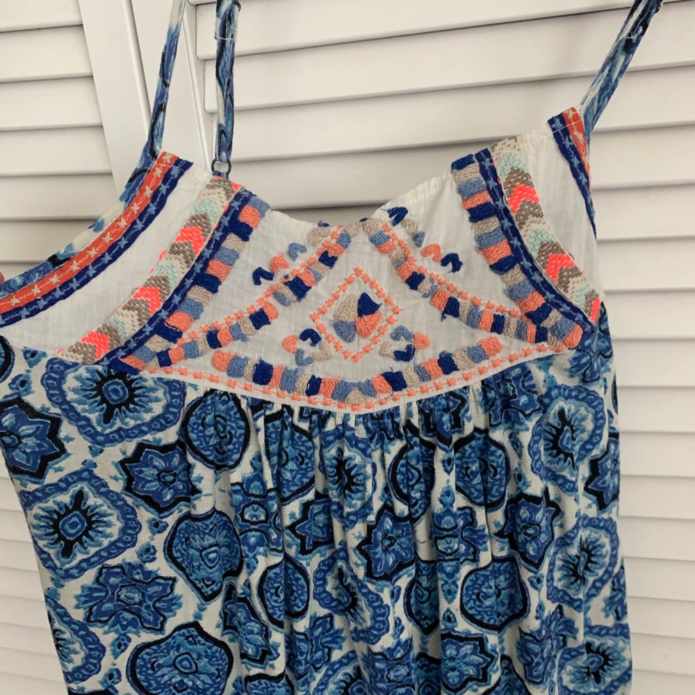 Tank Top - Picture 2 of 4